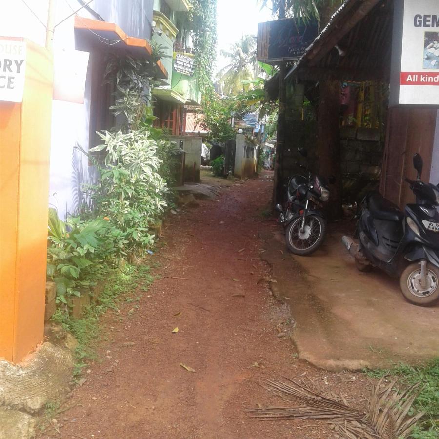 Baby House Hotel Varkala Esterno foto