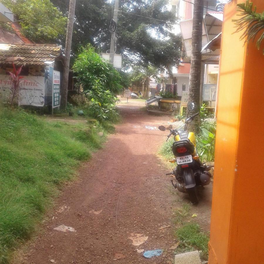 Baby House Hotel Varkala Esterno foto