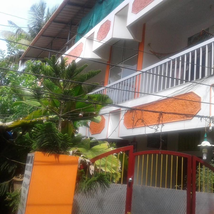 Baby House Hotel Varkala Esterno foto